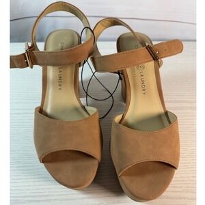 NEW Tan Platform Heel Sandals‎ / Size 8 / Sku0151